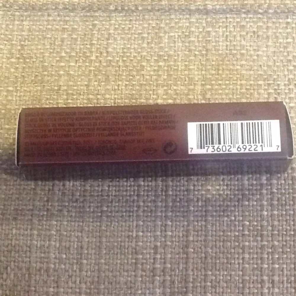 MAC Squirt Plumping LipGloss Stick (Lower Cut).NWT
